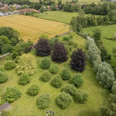Сasa de vacaciones Charmante Avec Jardin Privé Marconne